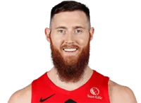 Baynes, Aron