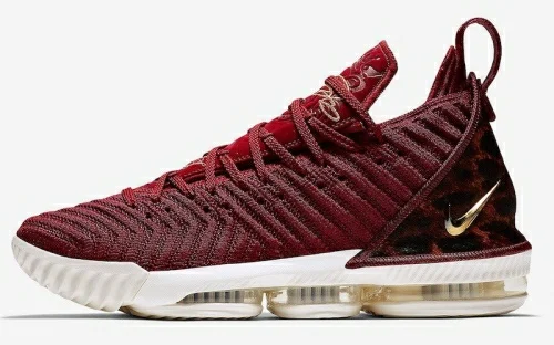Nike LeBron 16
